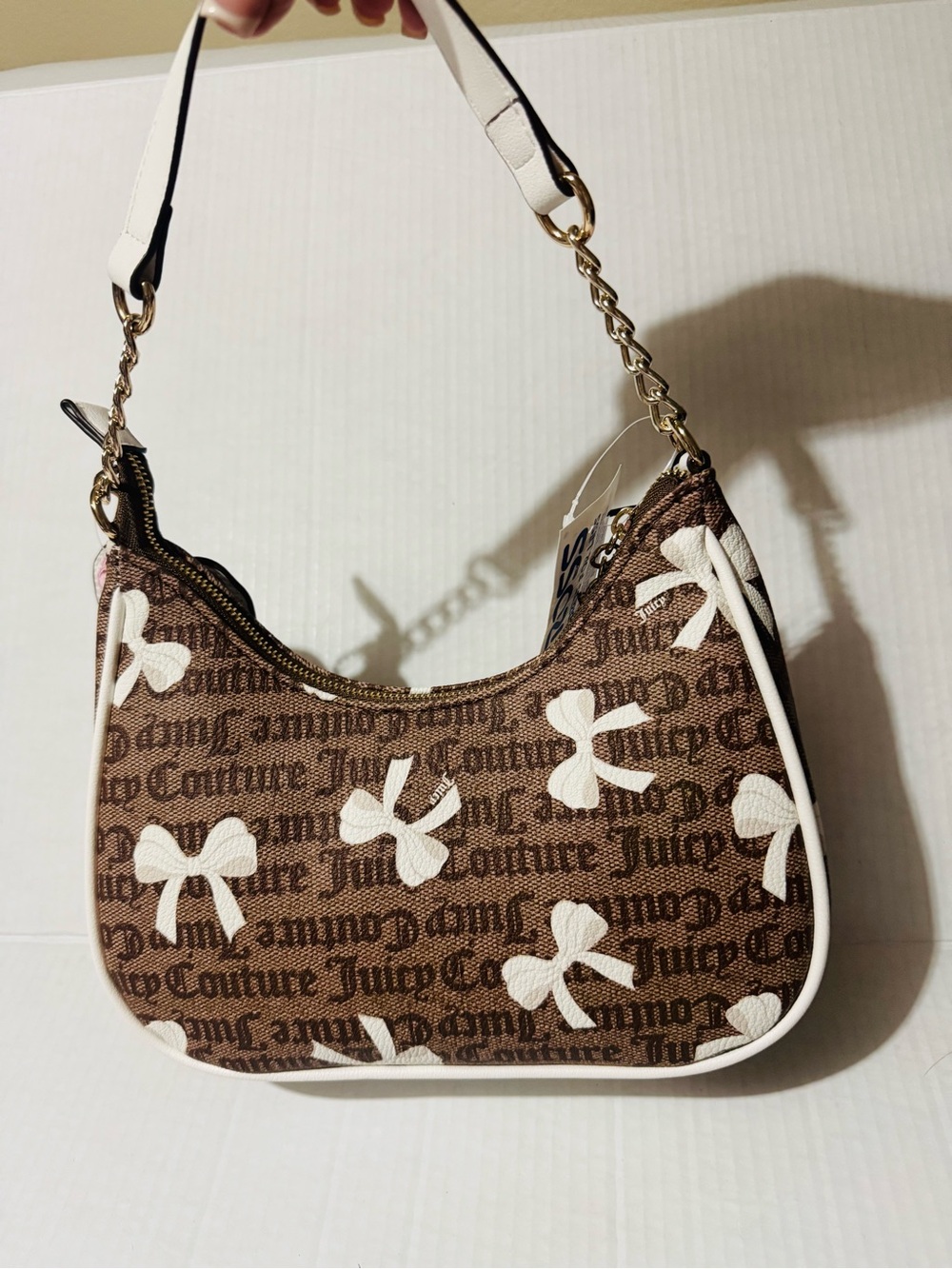 Juicy Couture simply sweet coho shoulder bag with white bows BNWT - Picture 2 of 9